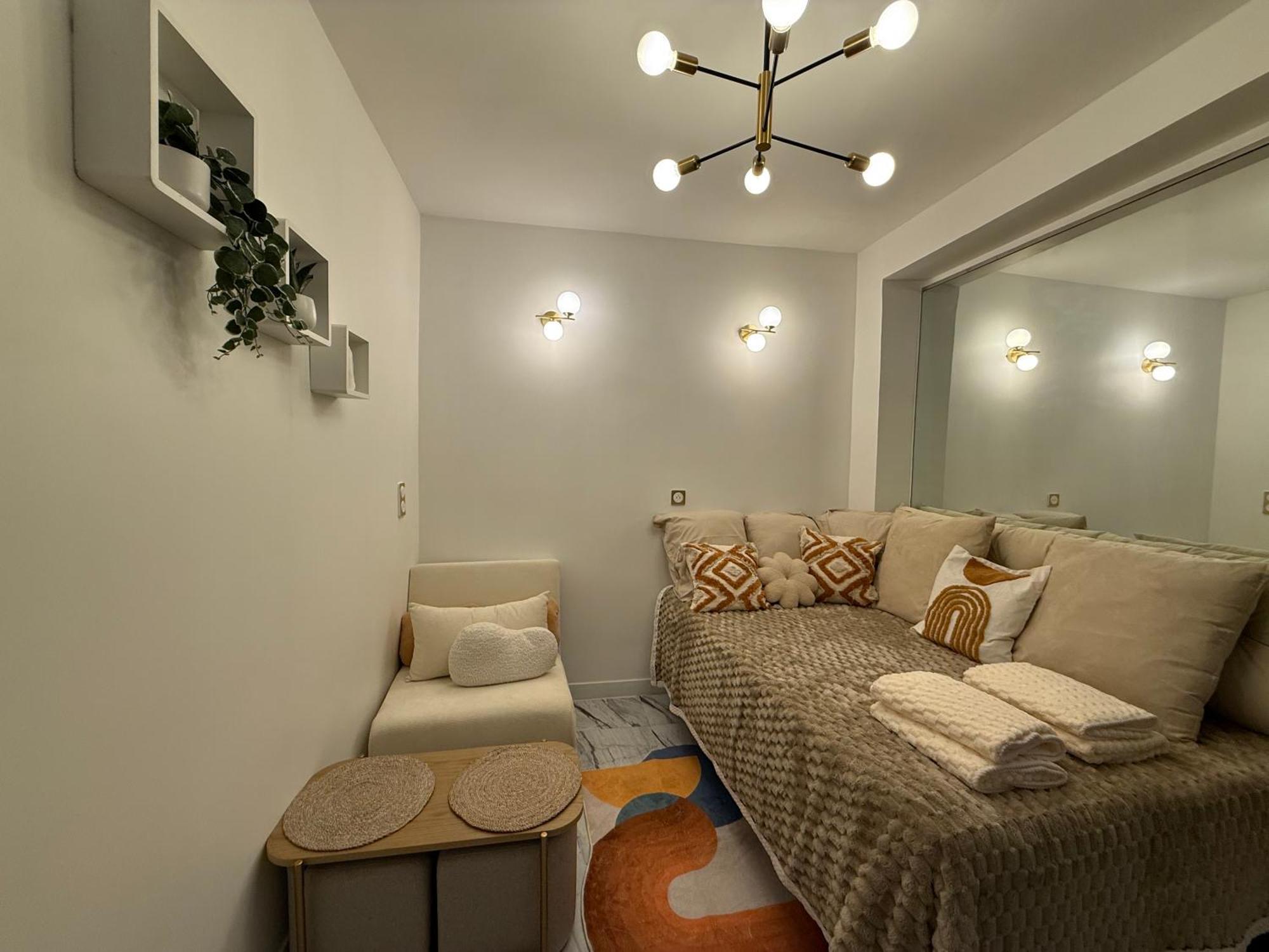 Charming Getaway In Le Marais - Oberkampf Working & Living Appartement Paris